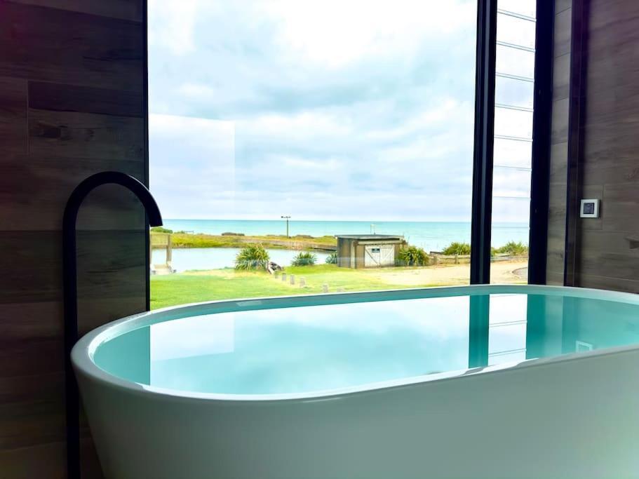 Luxury Absolute Ocean View Lodge Waverley Town District Extérieur photo